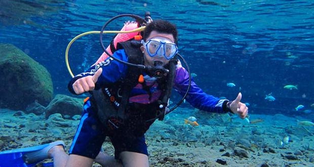 This Underwater Attraction In Indonesia Is Best To Visit And Take The Most Of Pictures