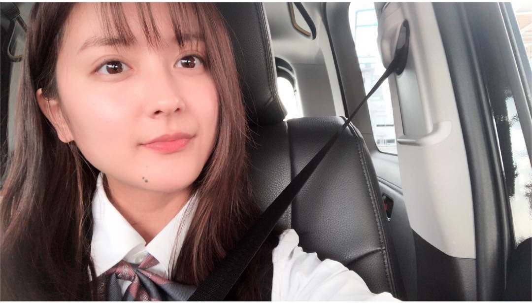 Meet This Hottest Female Taxi Driver From Japan