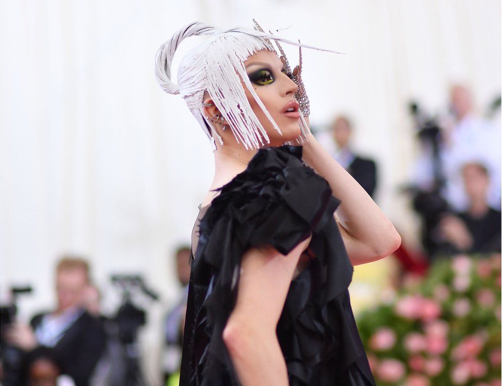 These Celebrities Killed The Met Gala 2019 's Red Carpet With Their Look