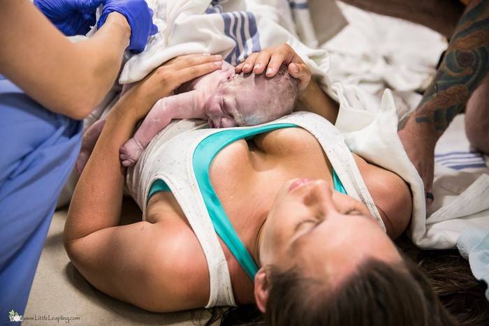 This Mom Gave Birth On The Hospital Floor As She Couldn't Make It To The Maternity Ward