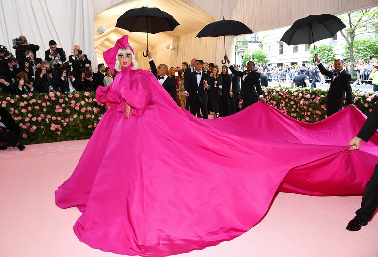 See Lady Gaga's Amazing Entrance To Met Gala 2019 In Four Statement Outfits