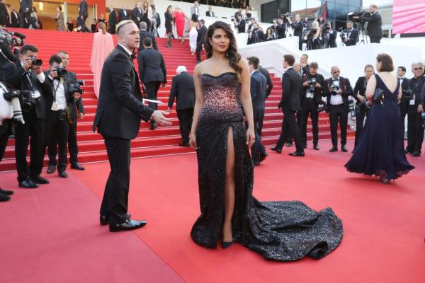 Priyanka Chopra Looks A Sparkling Diva During Her Red Carpet Appearance At Cannes 2019 