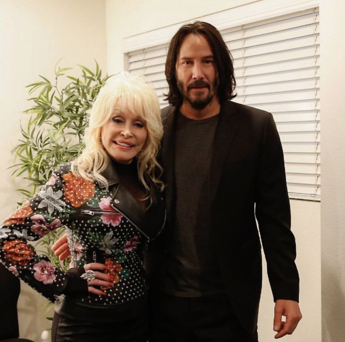 Did You Know Keanu Reeves Never Touches Women In Pictures?