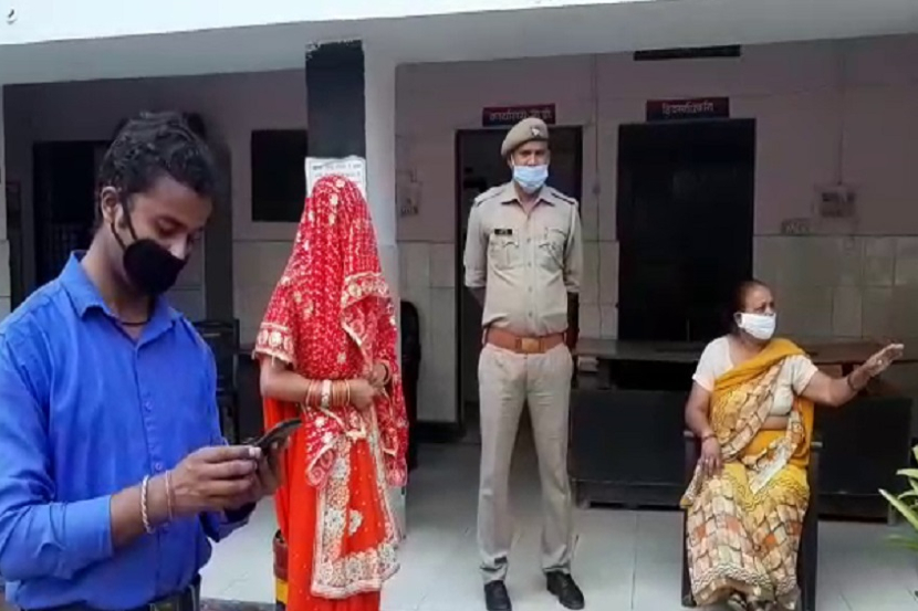 Man In India Goes To Buy Groceries Amid Lockdown and Returns With A Bride
