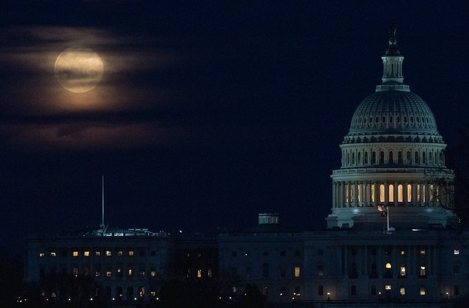 Best Pictures of Breathtaking Pink Supermoon Of 2020 From All Over The Internet