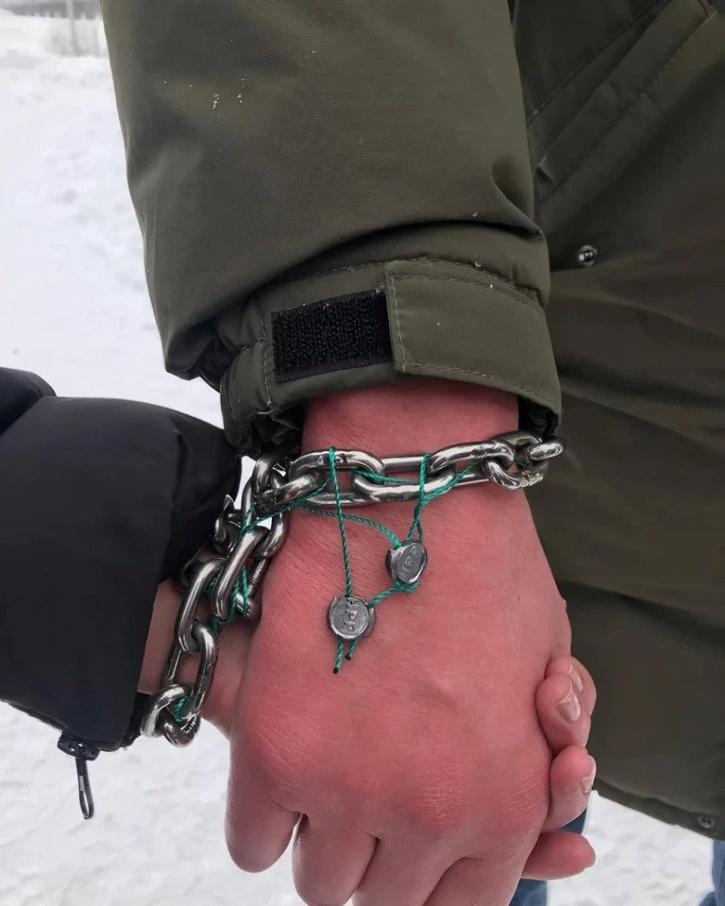Ukrainian Couple Tested Their Love by Chaining Together for 3 Months